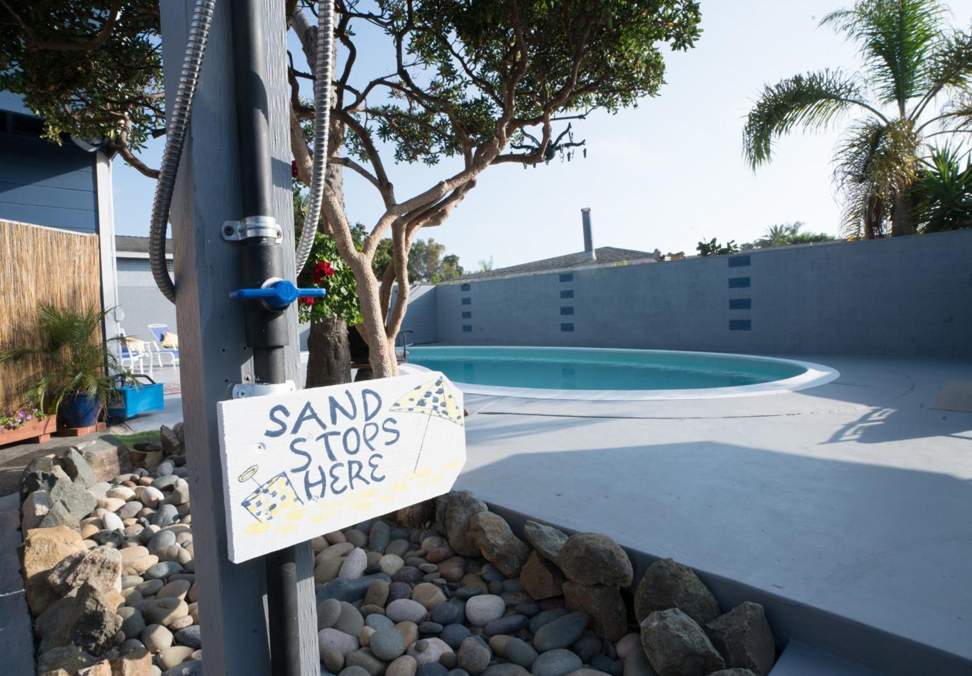 * - The Leucadia Beach Grotto - * An Encinitas Gem Exterior photo